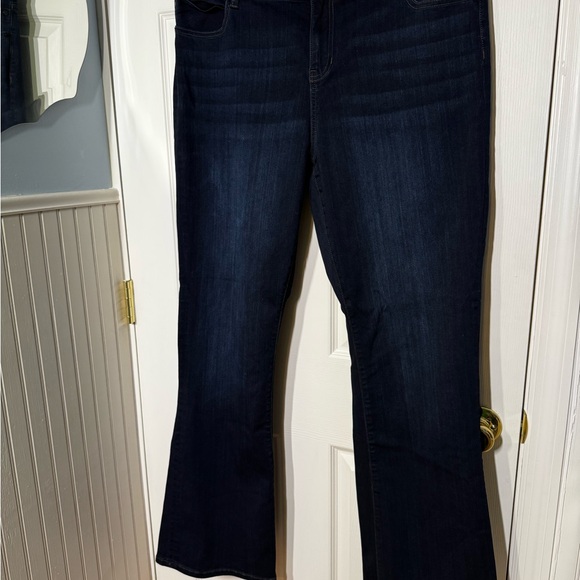 Liverpool boot cut jeans - Picture 5 of 7
